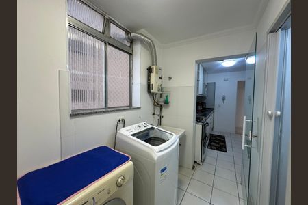 Apartamento à venda com 86m², 3 quartos e 1 vagaÁrea de Serviço
