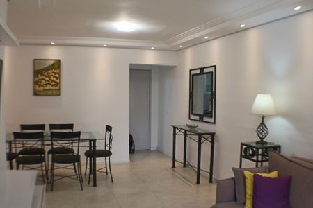 Apartamento à venda com 86m², 3 quartos e 1 vagaSala