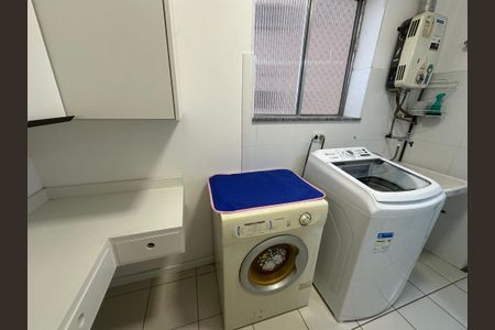 Apartamento à venda com 86m², 3 quartos e 1 vagaÁrea de Serviço