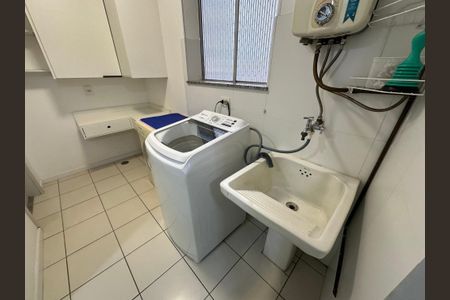 Apartamento à venda com 86m², 3 quartos e 1 vagaÁrea de Serviço