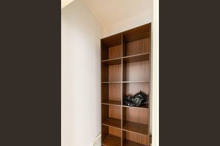 Armário de apartamento para alugar com 1 quarto, 60m² em Vila Buarque, São Paulo