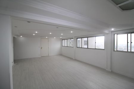 Apartamento para alugar com 176m², 4 quartos e 2 vagasSala