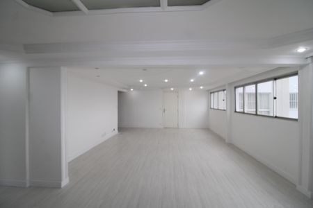 Apartamento para alugar com 176m², 4 quartos e 2 vagasSala