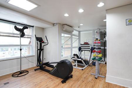 Apartamento à venda com 94m², 2 quartos e 2 vagasÁrea comum - Academia