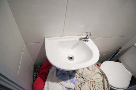 Apartamento à venda com 94m², 2 quartos e 2 vagasBanheiro de Serviço