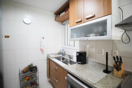 Apartamento à venda com 94m², 2 quartos e 2 vagasCozinha
