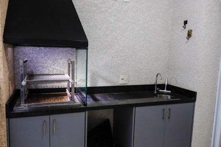 Apartamento para alugar com 75m², 2 quartos e 1 vagaSacada