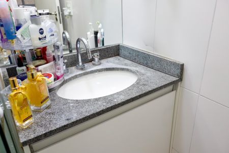 Apartamento para alugar com 75m², 2 quartos e 1 vagaBanheiro da Suíte 