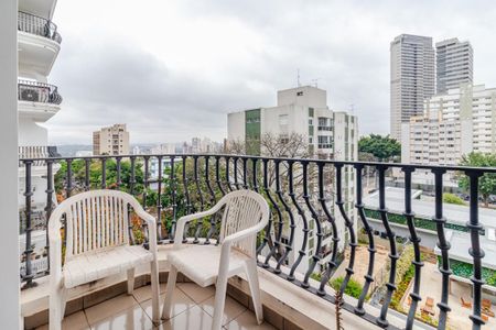 Apartamento à venda com 104m², 3 quartos e 2 vagasVaranda