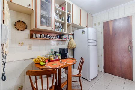 Apartamento à venda com 104m², 3 quartos e 2 vagasCozinha