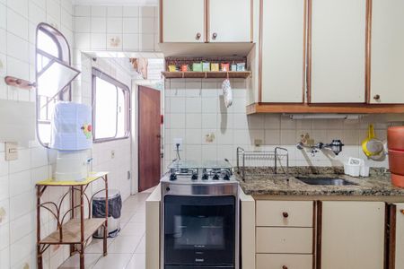 Apartamento à venda com 104m², 3 quartos e 2 vagasCozinha