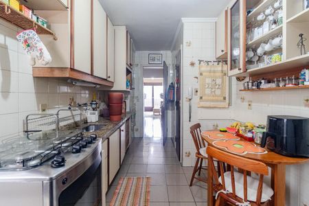 Apartamento à venda com 104m², 3 quartos e 2 vagasCozinha