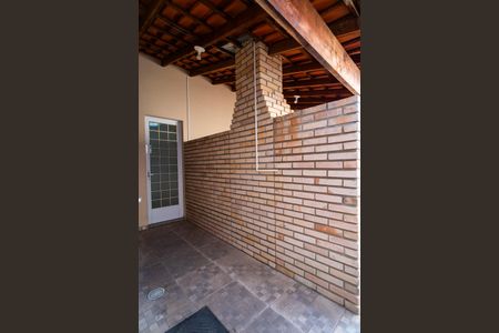 Casa de condomínio para alugar com 77m², 3 quartos e 1 vagaÁrea de Serviço