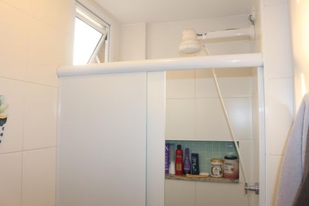 Apartamento à venda com 95m², 2 quartos e 1 vagaBanheiro 1