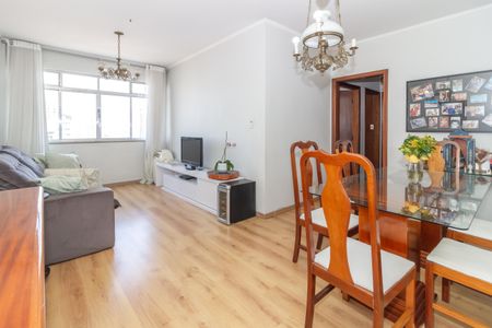 Apartamento à venda com 225m², 3 quartos e 2 vagasSala