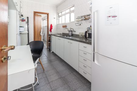 Apartamento à venda com 225m², 3 quartos e 2 vagasCozinha