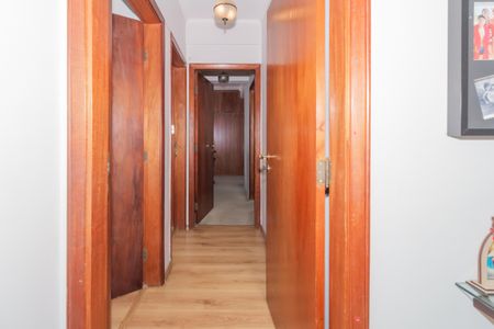 Apartamento à venda com 225m², 3 quartos e 2 vagasCorredor