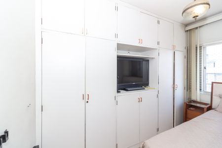 Apartamento à venda com 225m², 3 quartos e 2 vagasQuarto 3