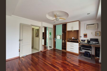 Casa de condomínio à venda com 400m², 4 quartos e 2 vagasSuíte 4