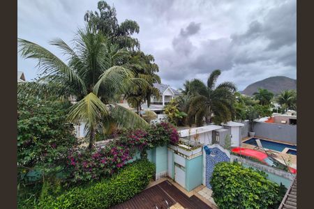 Casa de condomínio à venda com 400m², 4 quartos e 2 vagasVaranda