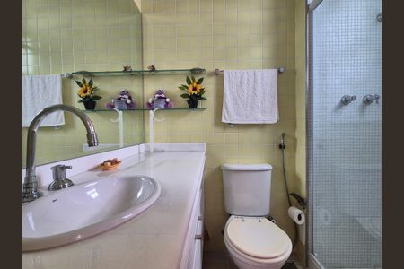 Casa de condomínio à venda com 400m², 4 quartos e 2 vagasBanheiro da Suíte 3