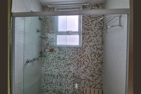 Casa de condomínio à venda com 400m², 4 quartos e 2 vagasBanheiro da Suíte 3