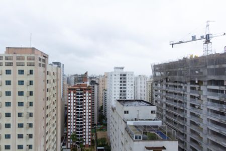 Vista de apartamento à venda com 3 quartos, 76m² em Indianópolis, São Paulo