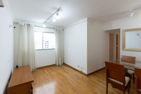 Sala de apartamento à venda com 3 quartos, 76m² em Indianópolis, São Paulo