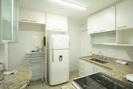 Apartamento à venda com 76m², 3 quartos e 1 vaga Apartamento à venda com 76m², 3 quartos e 1 vagaCozinha