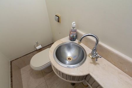 Apartamento à venda com 76m², 3 quartos e 1 vaga Apartamento à venda com 76m², 3 quartos e 1 vagaLavabo