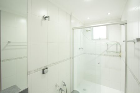 Apartamento à venda com 76m², 3 quartos e 1 vaga Apartamento à venda com 76m², 3 quartos e 1 vagaBanheiro