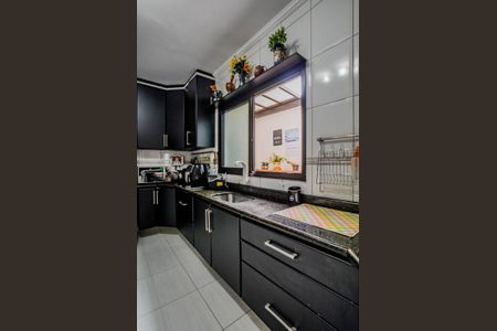 Apartamento para alugar com 114m², 3 quartos e 2 vagas Apartamento para alugar com 114m², 3 quartos e 2 vagasCozinha