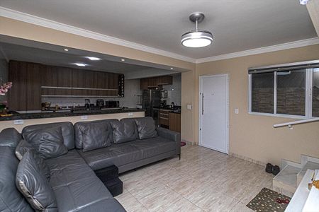 Sala de casa à venda com 3 quartos, 140m² em Jardim Climax, São Paulo