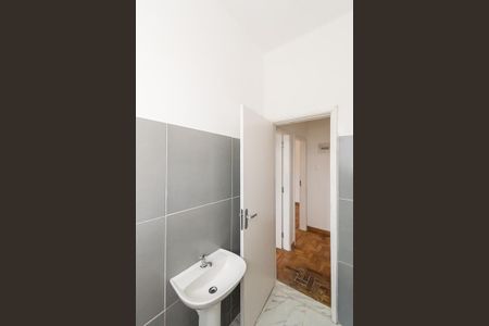 Apartamento para alugar com 67m², 2 quartos e sem vagaBanheiro