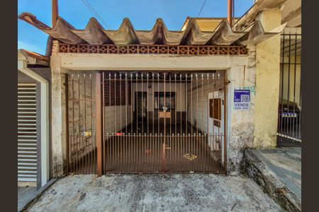 Casa à venda com 109m², 2 quartos e 1 vagaFachada