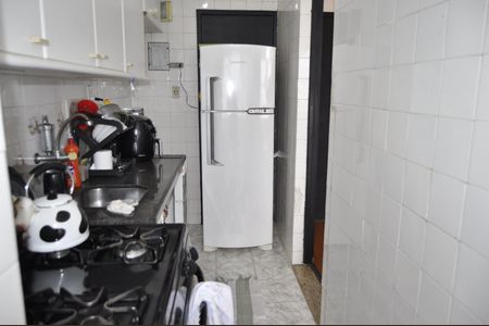 Apartamento à venda com 55m², 2 quartos e 1 vagaCozinha