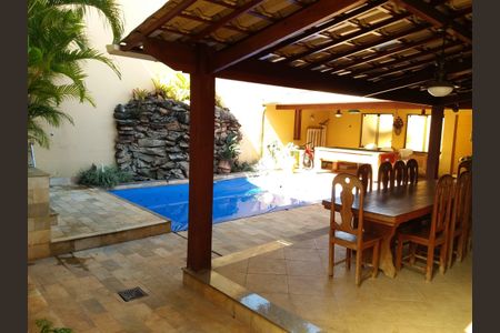 Casa à venda com 511m², 4 quartos e 4 vagas Casa à venda com 511m², 4 quartos e 4 vagasFoto 15