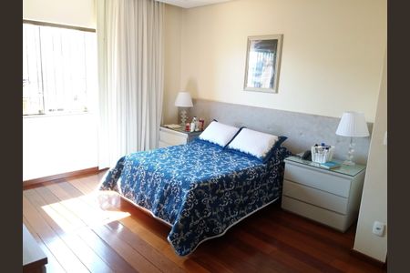 Casa à venda com 511m², 4 quartos e 4 vagas Casa à venda com 511m², 4 quartos e 4 vagasFoto 34