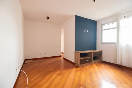 Sala de apartamento para alugar com 3 quartos, 68m² em Novo Mundo, Curitiba