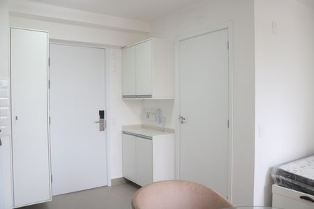 Studio de kitnet/studio para alugar com 1 quarto, 27m² em Barra Funda, São Paulo