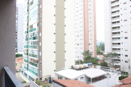 Varanda de kitnet/studio para alugar com 1 quarto, 27m² em Barra Funda, São Paulo