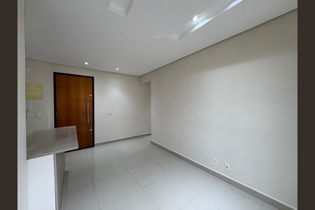 Apartamento para alugar com 52m², 2 quartos e 1 vagaSala