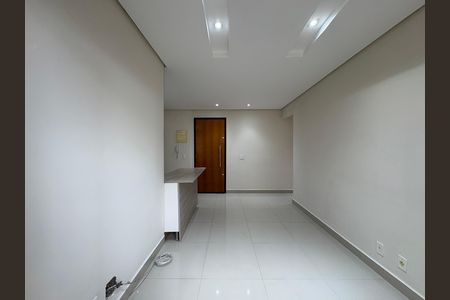 Sala de apartamento para alugar com 2 quartos, 52m² em Parque Erasmo Assunção, Santo André