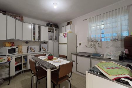 Casa à venda com 105m², 2 quartos e 2 vagasCozinha