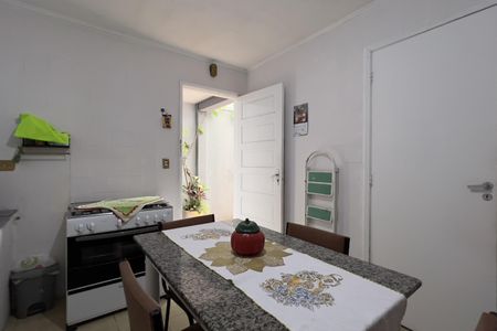 Casa à venda com 105m², 2 quartos e 2 vagasCozinha