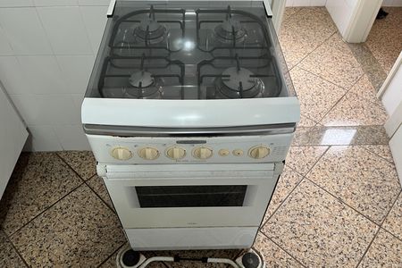 Cozinha de apartamento para alugar com 1 quarto, 88m² em Ponta da Praia, Santos