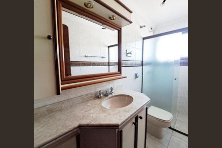Apartamento à venda com 140m², 3 quartos e 3 vagas Apartamento à venda com 140m², 3 quartos e 3 vagasBanheiro da Suíte