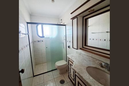 Apartamento à venda com 140m², 3 quartos e 3 vagas Apartamento à venda com 140m², 3 quartos e 3 vagasBanheiro Social