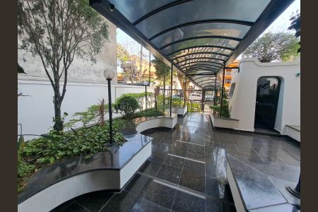 Apartamento à venda com 140m², 3 quartos e 3 vagas Apartamento à venda com 140m², 3 quartos e 3 vagasÁrea comum