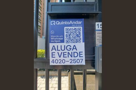 Apartamento à venda com 140m², 3 quartos e 3 vagas Apartamento à venda com 140m², 3 quartos e 3 vagasPlaca